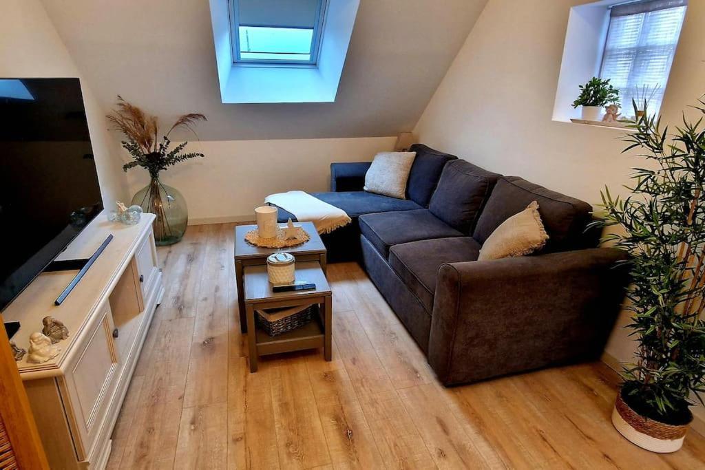 Et Spacieux Apartment